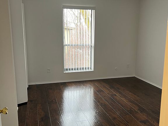 5th image of 2732 NE 42nd St #2732