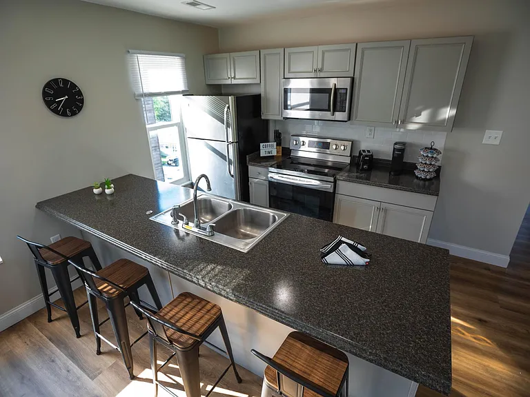 274 McCullough St #6 — Photo 14