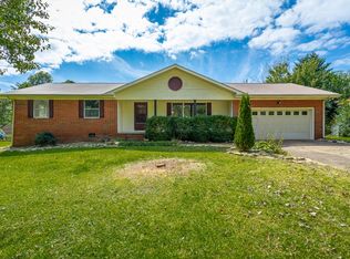 2508 Dowler Cir, Signal Mountain, TN 37377
