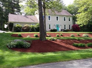 131 Macarthur Rd, Northbridge, MA 01534