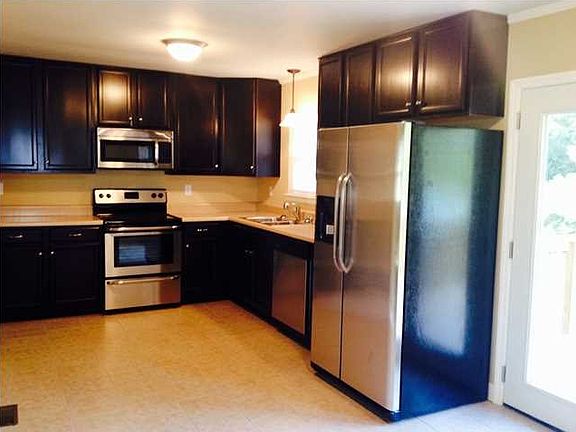 2nd image of 4529 Tomben Ln