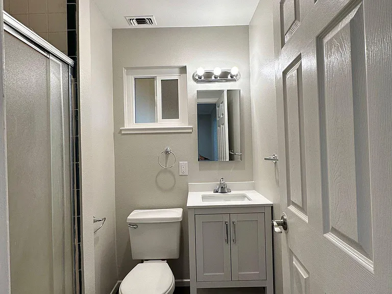7033 Linwood Way — Photo 26