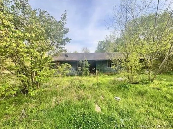 23653 Independence Rd, Heavener, OK 74937