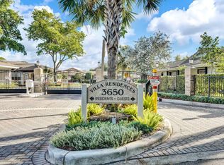3650 N 36th Ave APT 51, Hollywood, FL 33021