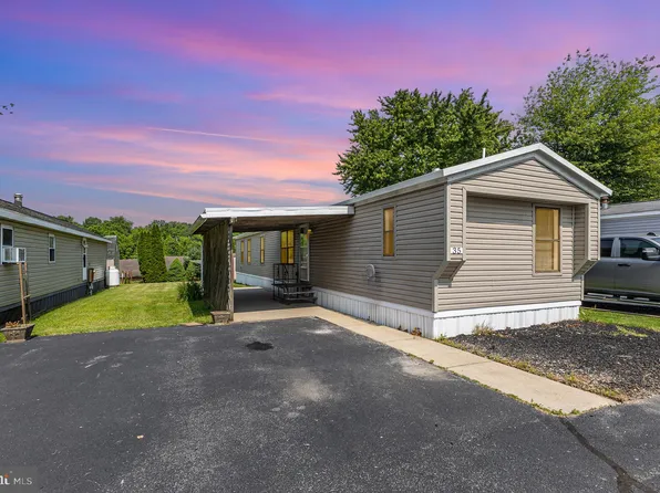 35 Reo Dr, Palmyra, PA 17078