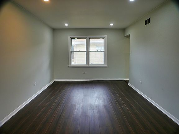 4th image of 10339 S Aspen Dr