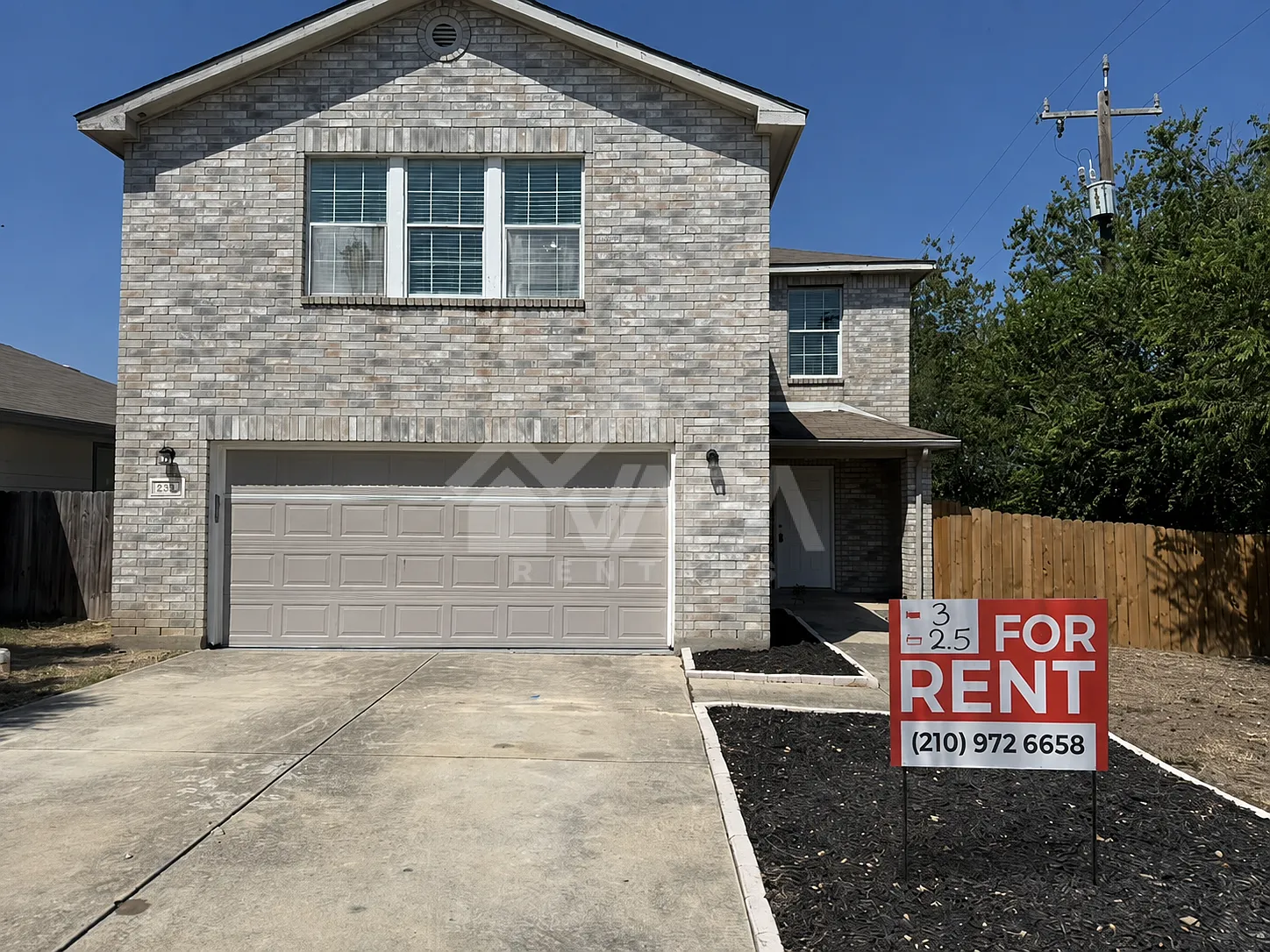3 bed, 2.5 bath, 2330 sqft, $2,300 — Photo 1