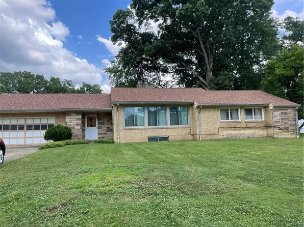309 Greenwood Dr, Hermitage, PA 16148