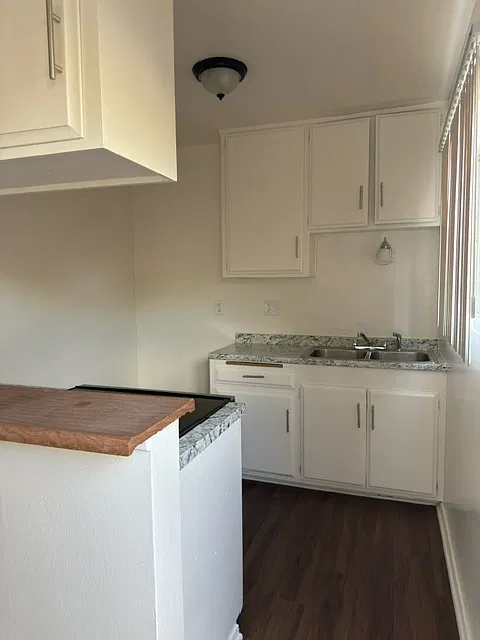2 bed, 1.5 bath, $2,000 — Photo 3