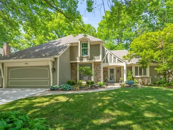8016 W 114th Ter, Overland Park, KS 66210