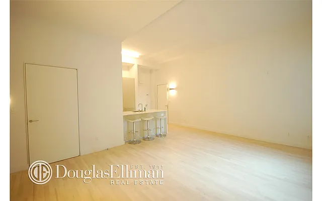 Rented by Douglas Elliman | media 41