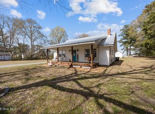 301 E Wilson Street, Macclesfield, NC 27852