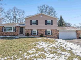 4983 Maple Dale Rd, Jackson, MI 49201