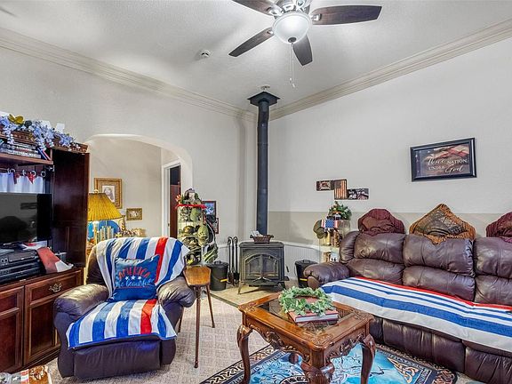 5th image of 2848 Texas Ave
