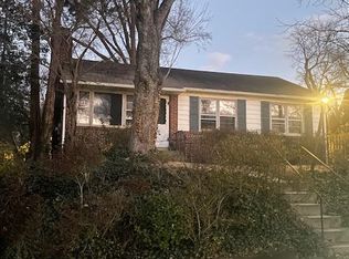 9403 Ewing Dr, Bethesda, MD 20817