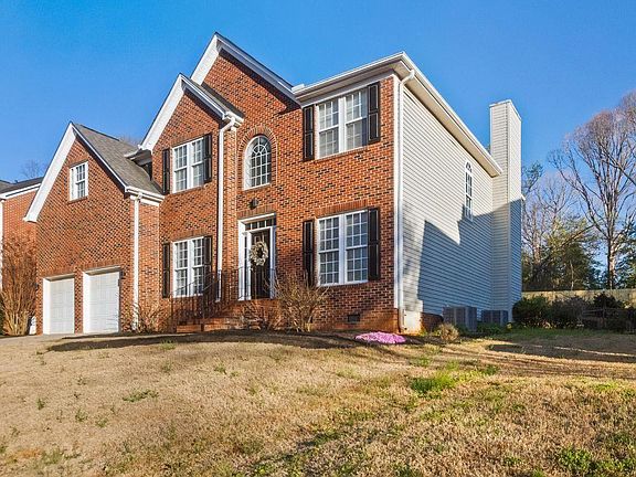 5th image of 12 Bentley Way