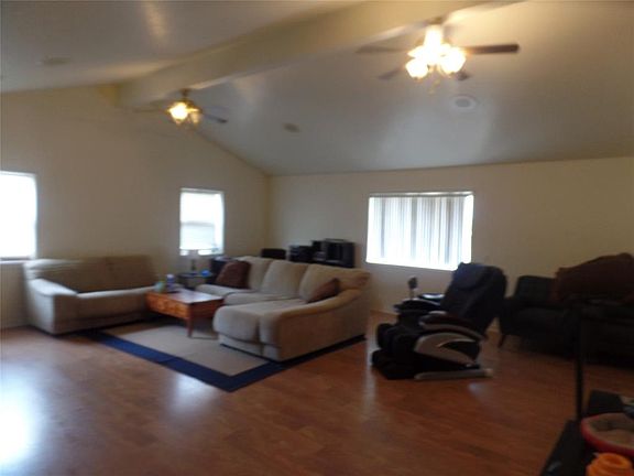 3rd image of 3380 County Road 365
