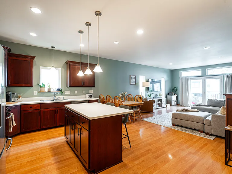 822 E Pearson St #1 — Photo 7