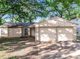 5404 Lansingford Trl, Arlington, TX 76017