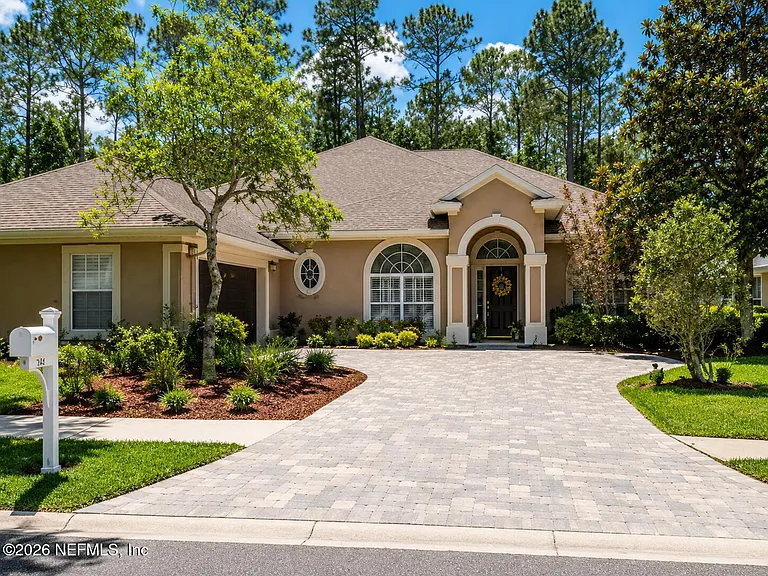 784 Cypress Crossing Trl — Photo 1