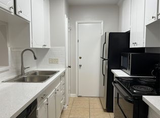 2824 Briarhurst Dr APT 9, Houston, TX 77057