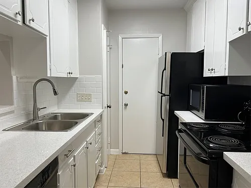 2824 Briarhurst Dr #9 Photo 1