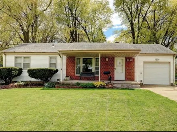 12415 E 46th St, Independence, MO 64055