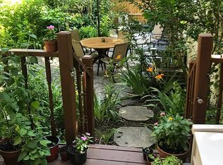 520 E 5th St APT D, New York, NY 10009