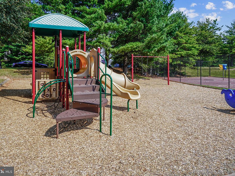 1st image of 16781 Capon Tree Ln
