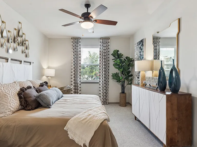 Riverchase Vista Apartments — Photo 20
