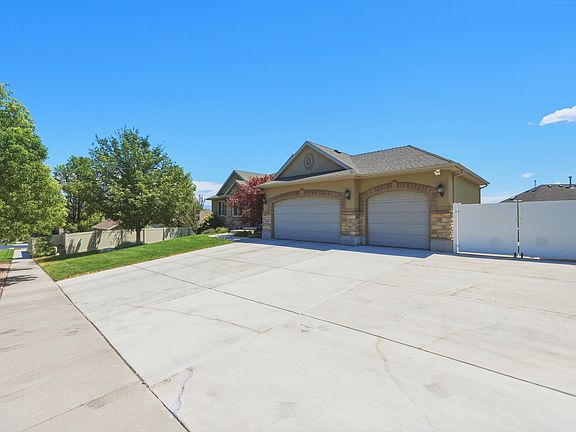 3rd image of 6329 W Fish Lake Dr S
