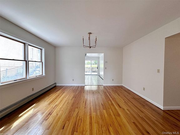4th image of 148 Bennett Ave #L1