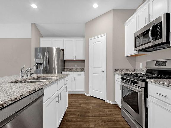 5th image of 7159 St Kitts Drive