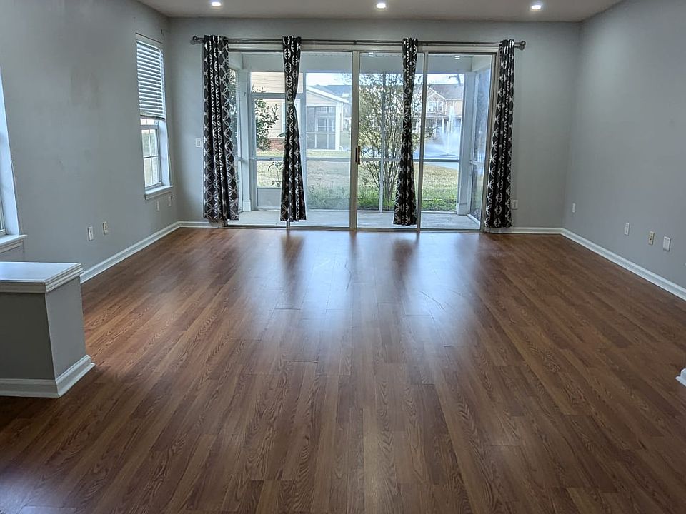 1st image of 4231 Crownwood Dr