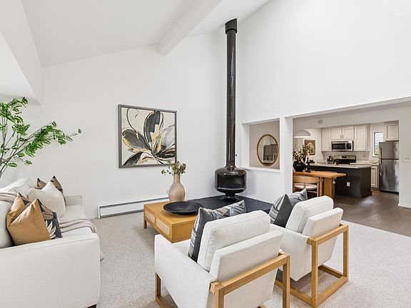 4th image of 23 Ashford Avenue