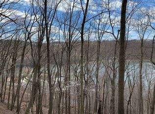 9 Ices Ferry Dr, Morgantown, WV 26508