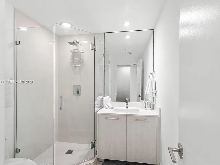 55 SW 9th St #1904 — Photo 17
