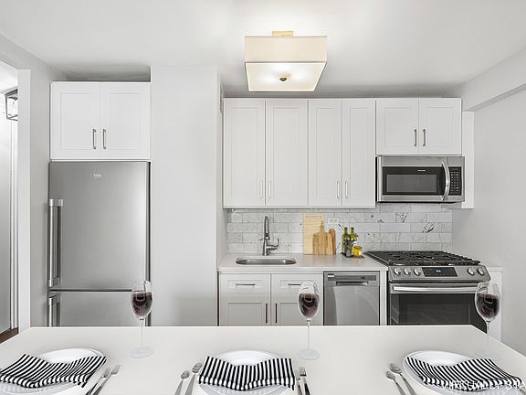 3rd image of 330 E 33rd St APT 5D