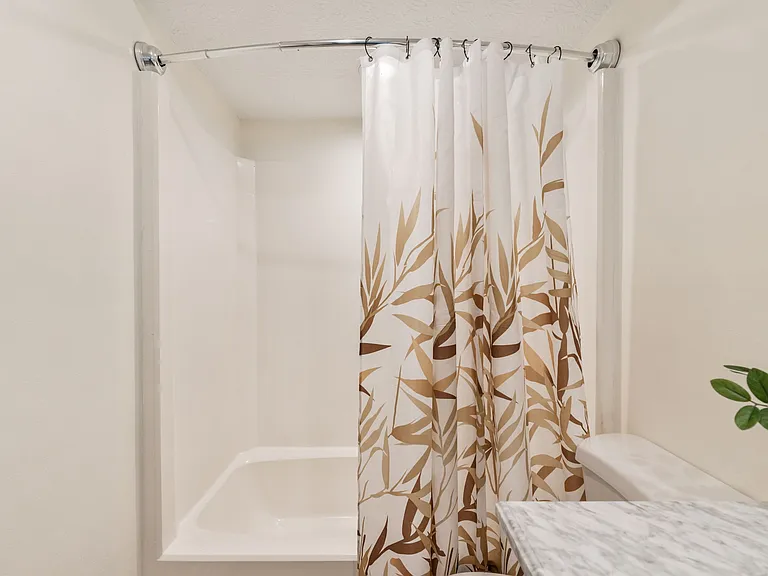 6372 Dummerston Ct — Photo 41
