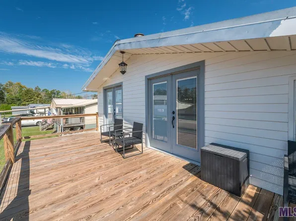 22357 Chinquapin Ave, Maurepas, LA 70449