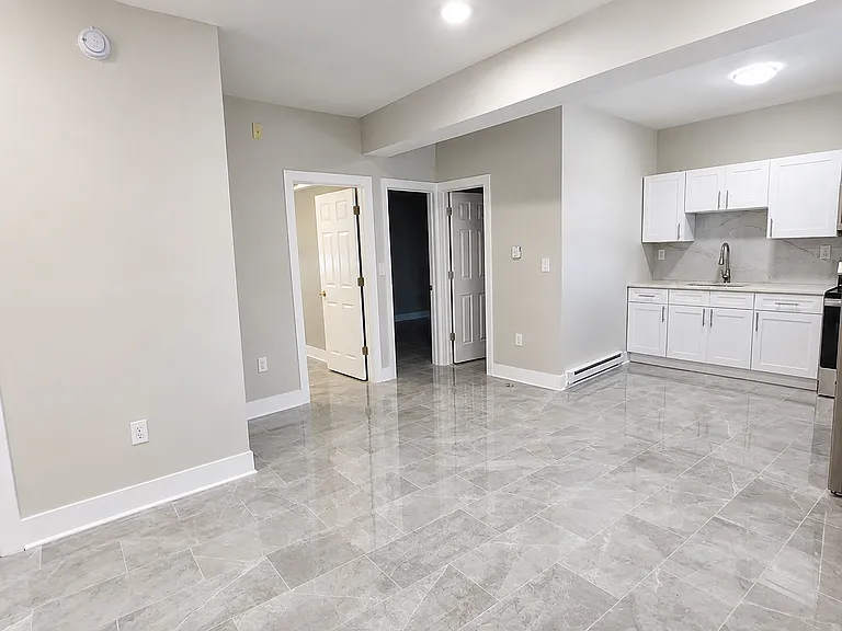 227 Ferry St #A — Photo 3