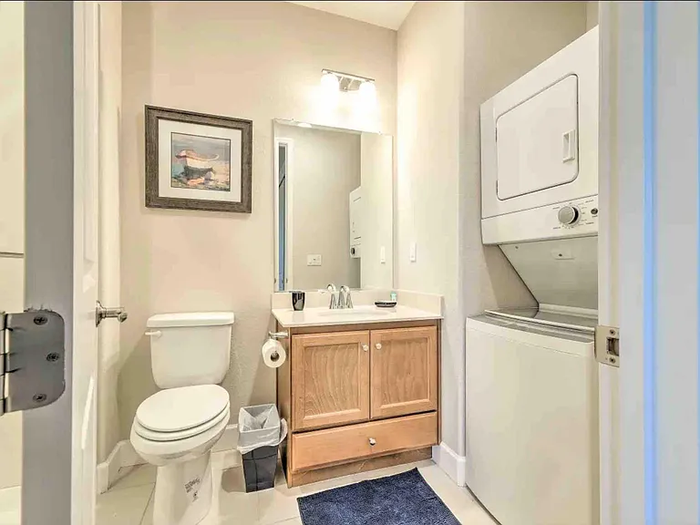 1427 S Wilshire Ave — Photo 13