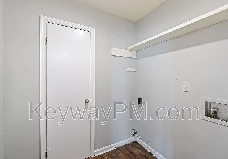 3933 Miramar Drive Ext — Photo 7
