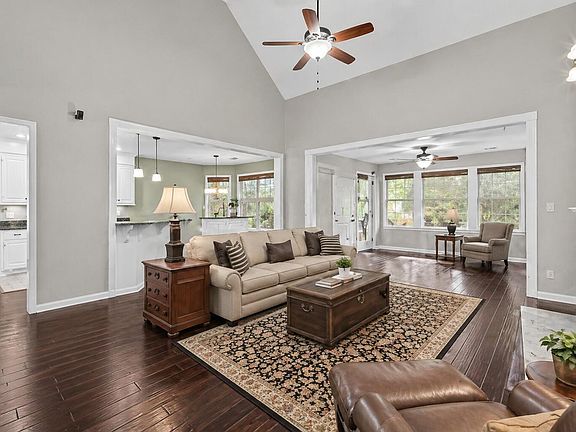 5th image of 2722 Seastrand Ln