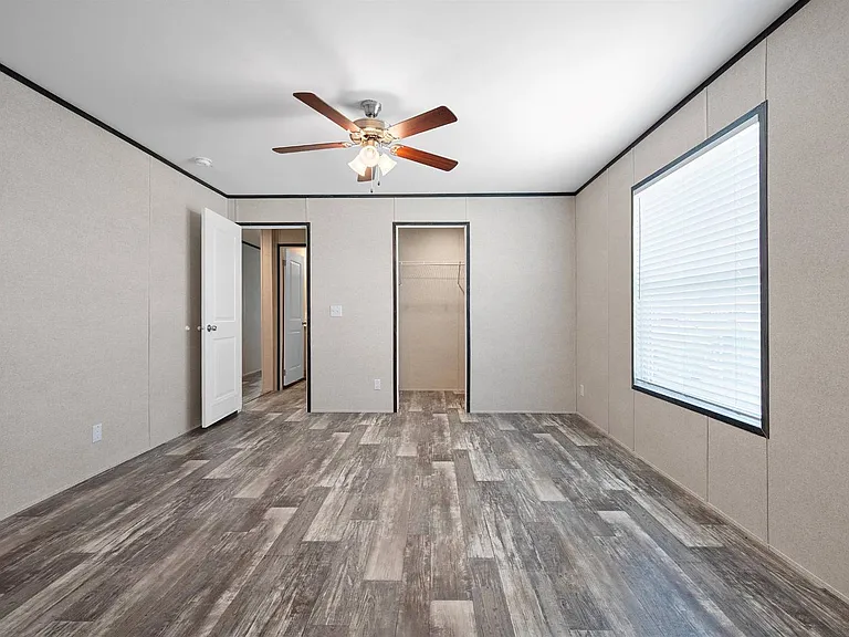 305 W Buell Dr #50A — Photo 14
