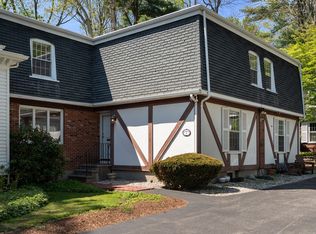 32 Linden St #5, Wellesley, MA 02482