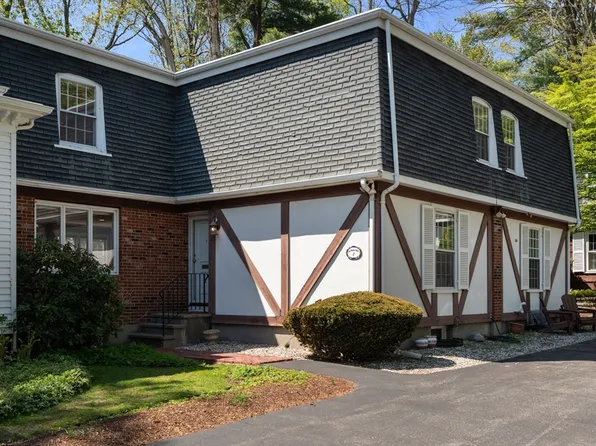 32 Linden St #5, Wellesley, MA 02482