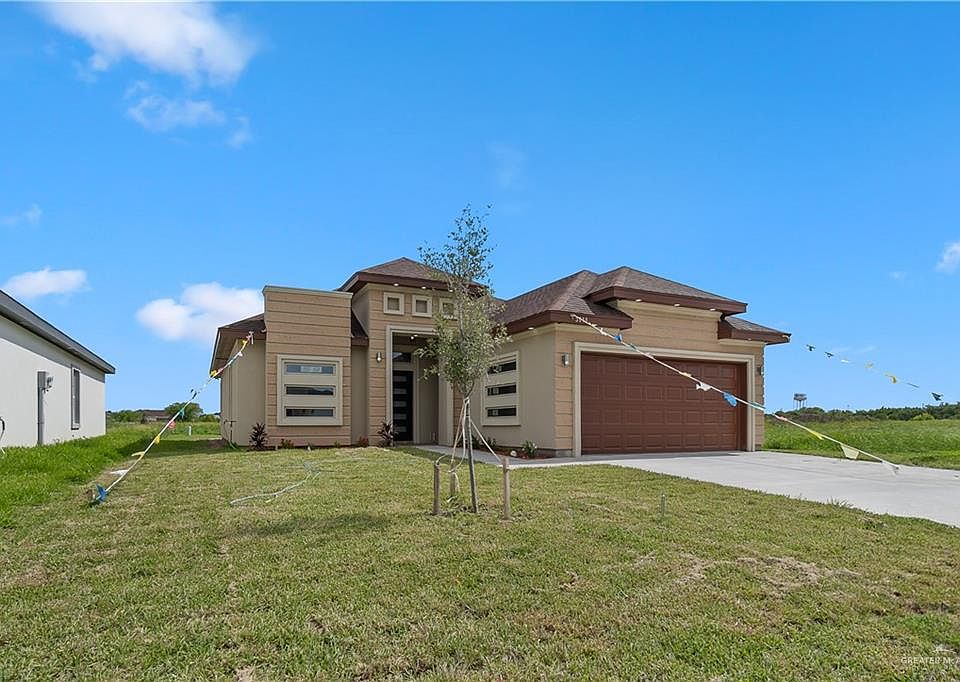 1st image of 3010 E Tamarindo Ave