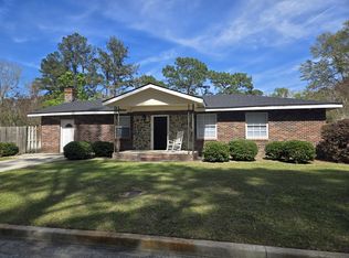 113 Elm St, Claxton, GA 30417