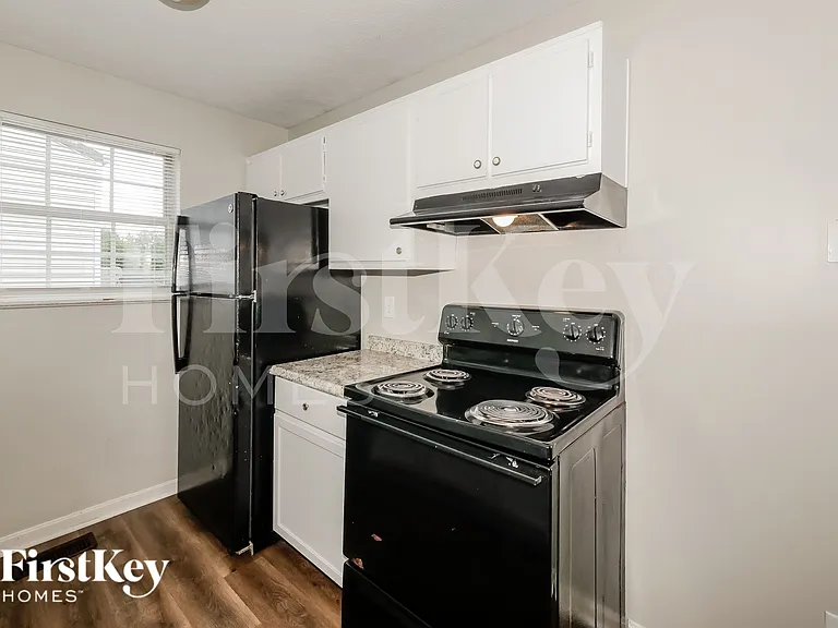 5320 Traditions Dr — Photo 10